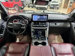 تۆیۆتا لاند کروزەر